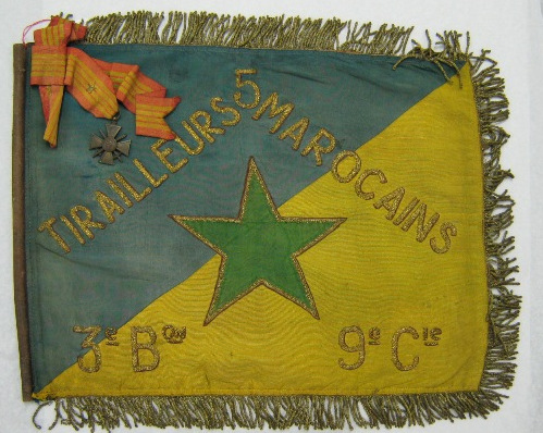 Le Fanion de la 9° compagnie du 5° R.T.M. ( Collection du Musée de l' Infanterie )