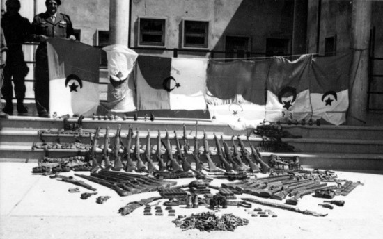 Bilan d'opération sensiblement identique à celui de l'opération du 26 Décembre .Les drapeau aux futures couleurs nationales algèriennes étaient régulièrement saisis sur l' ALN et les sympathisants du FLN .Ce ne sont rien d' autre en général que des drapeaux de pavoisement .Les drapeaux d'unités de l' ALN sont nettement plus rares Bilan d'opération sensiblement identique à celui de l'opération du 26 Décembre .Les drapeau aux futures couleurs nationales algèriennes étaient régulièrement saisis sur l' ALN et les sympathisants du FLN .Ce ne sont rien d' autre en général que des drapeaux de pavoisement .Les drapeaux d'unités de l' ALN sont nettement plus rares